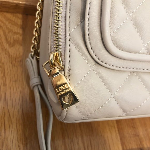 Love Moschino Cream Shoulder Bag - Picture 2 of 8